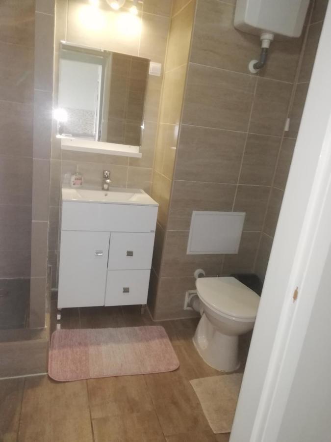 Dozsa Apartman Apartment Godollo Bagian luar foto