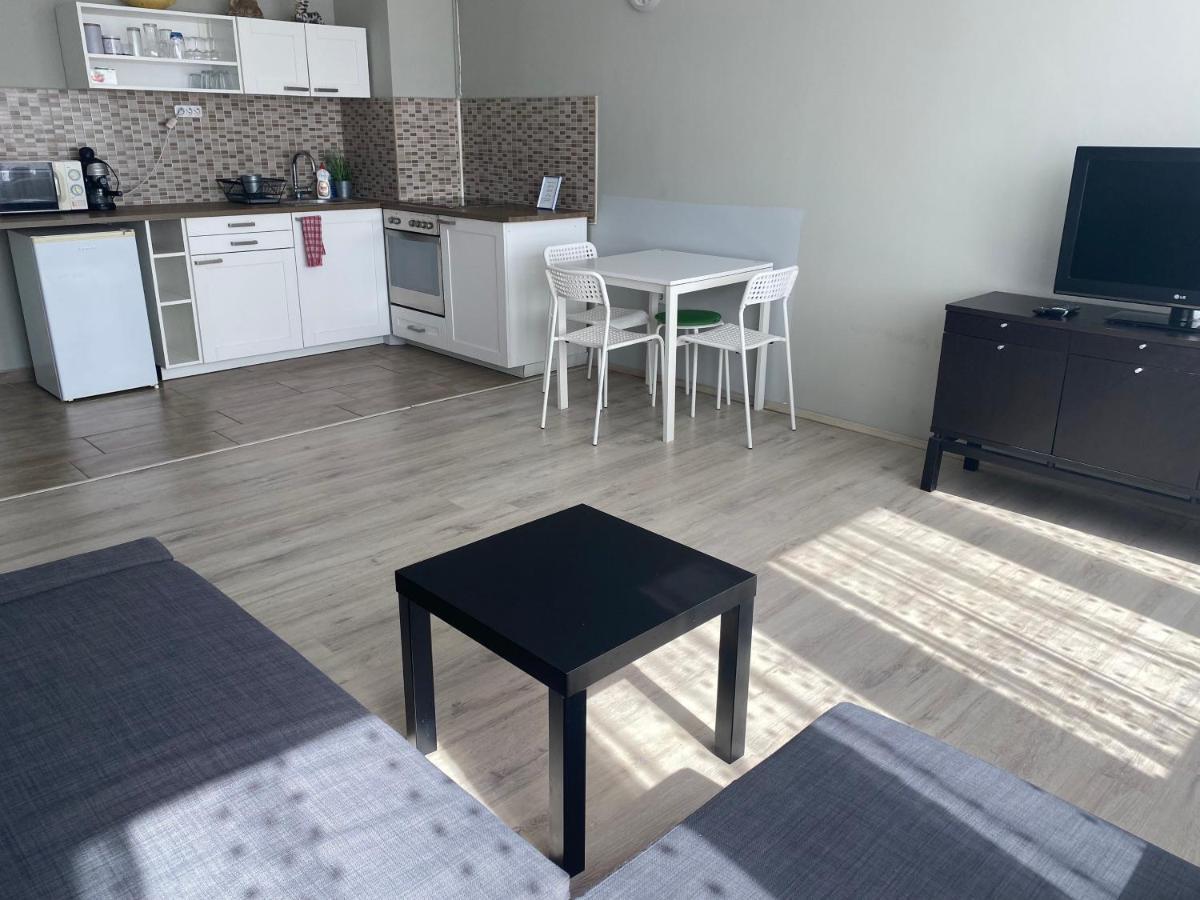 Dozsa Apartman Apartment Godollo Bagian luar foto